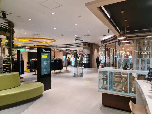 El Palacio de Hierro Santa Fe