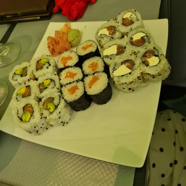 Restaurant Guangzhou Villeurbanne - Sushis & Spécialités Chinoises