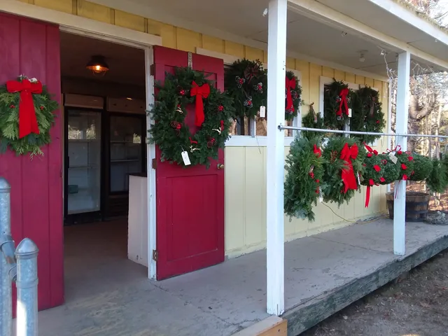 Grand View Farm Stand