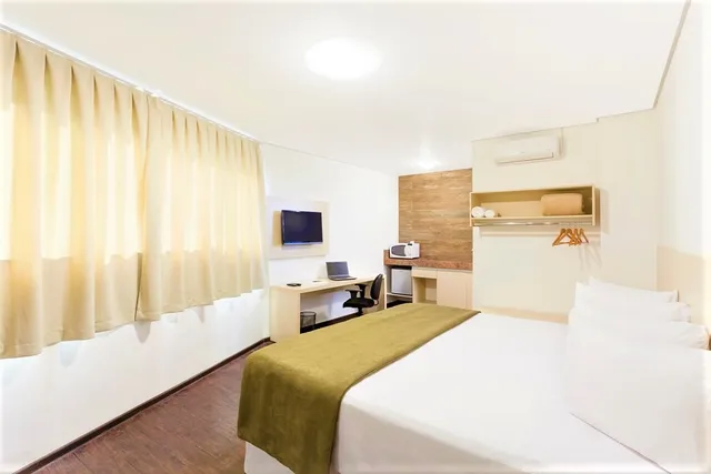 Front Hotel Expominas