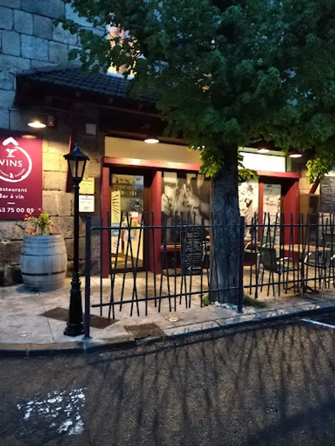 Restaurant CAIRN by DyJo