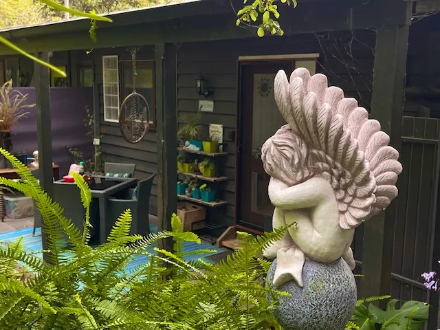 Ferny Hill Retreat, Emerald Vic