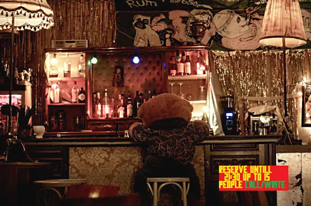 Vater - Bar in Neukoelln