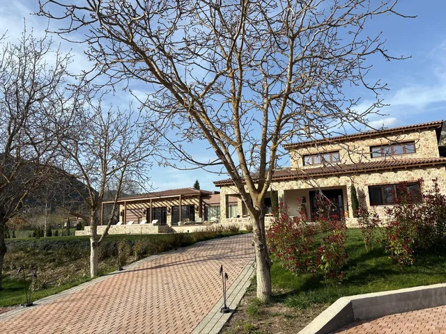 Hermea Grand Mountain Villa & Spa