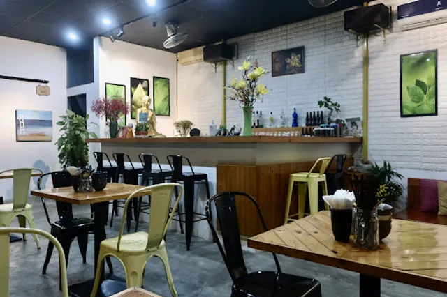 ROM Vegetarian Bistro - Hoi An