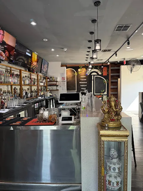 Aroma India (Cuisine and Bar)