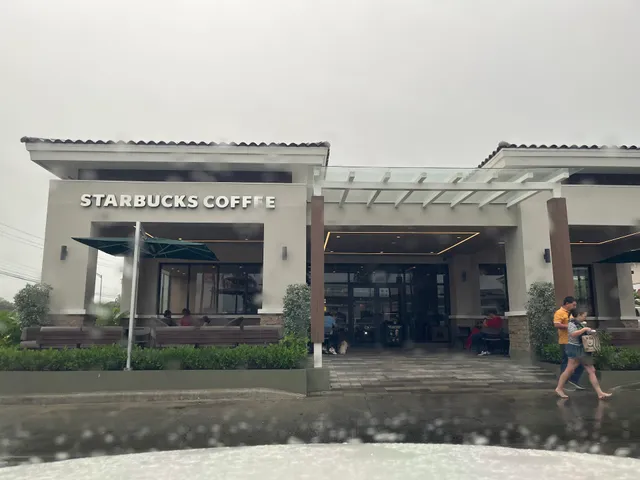 Starbucks Coronado