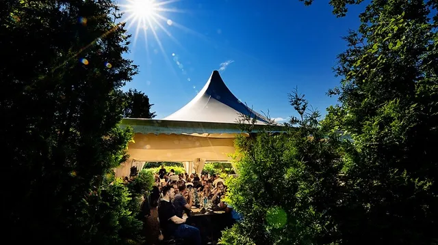 Moods Bar u. Restaurant E. K.