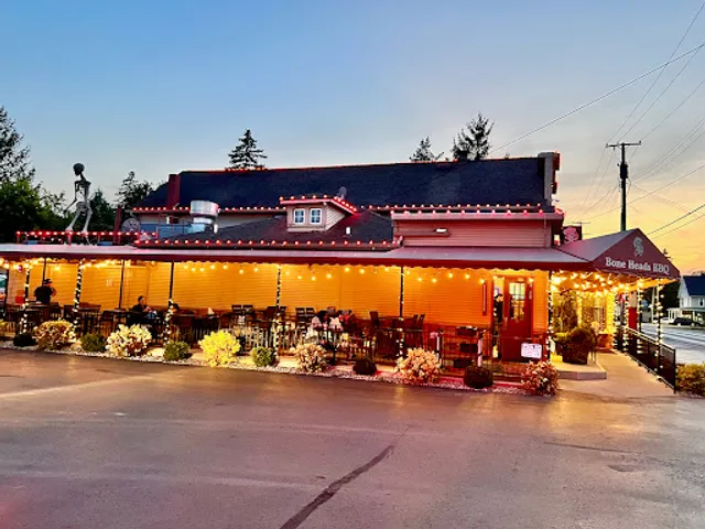 Bone Heads Bar B Que