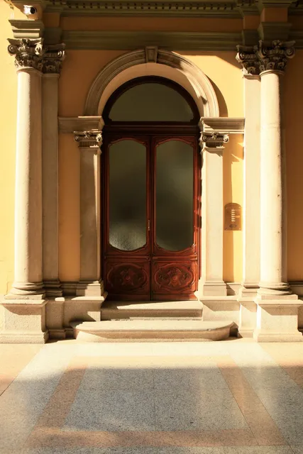 AFFITTACAMERE "LOCA"