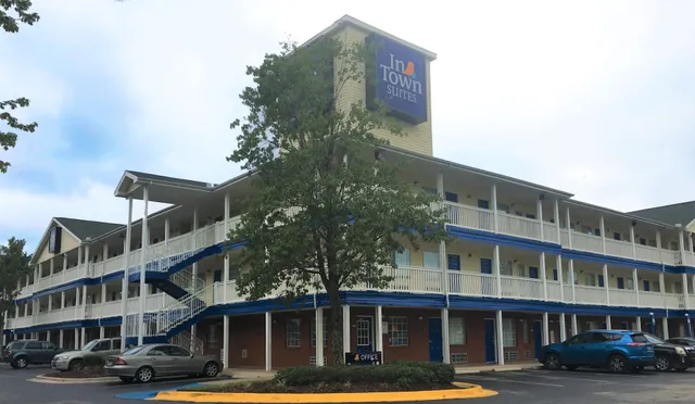InTown Suites Extended Stay Jacksonville FL - Baymeadows