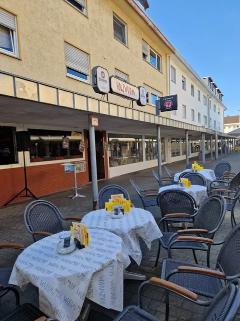 Holzwurm Königstädten