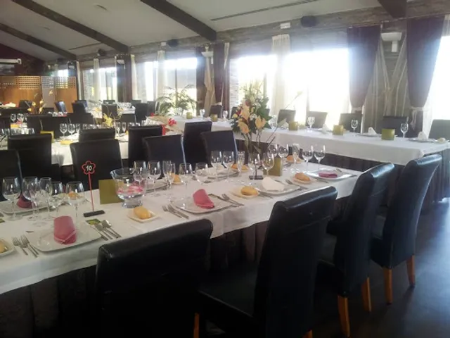 Restaurante Salon Aldea del Rey Villa Isabelica