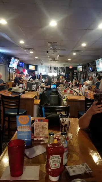 Scotty's Big Dawg's Pub