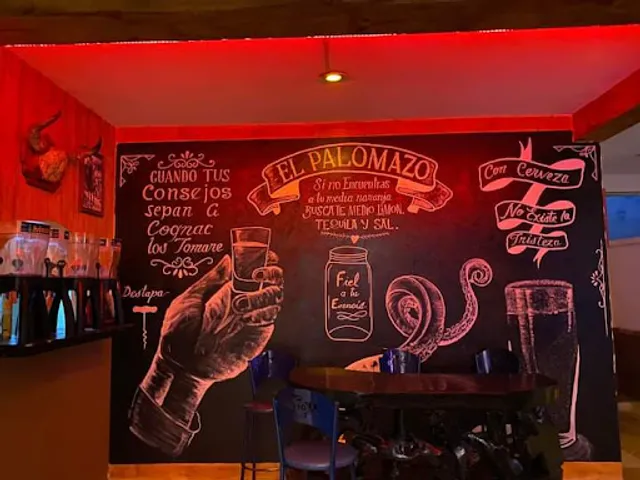 El Palomazo Karaoke Rest Bar