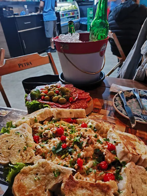 Boteco do Nir (Arena Enquadros)