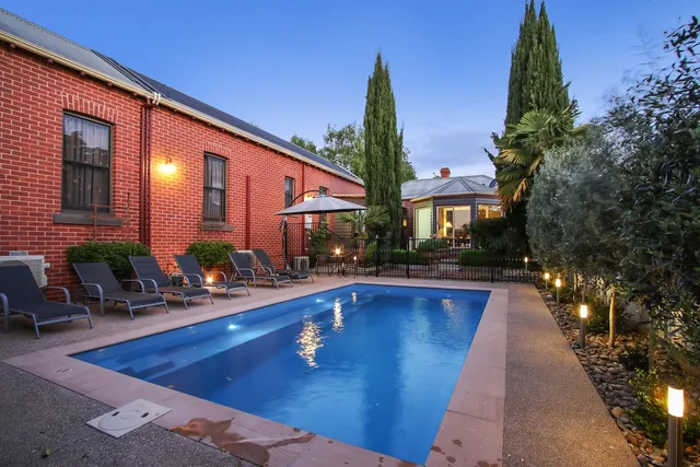 Finches of Beechworth