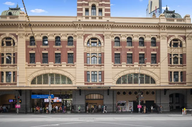 YEHS Melbourne Hotel CBD
