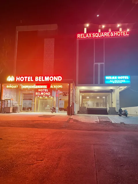 Relex Square & Hotel