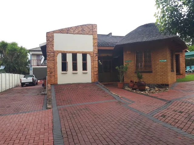 Ekhaya White River Guesthouse