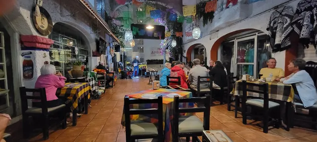 MARGARITAS Restaurant Bar & Grill