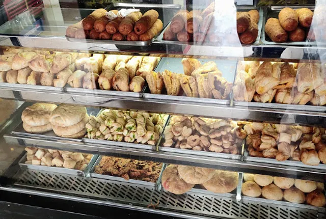 SRI VENKATESWARA BAKERY & SWEETS