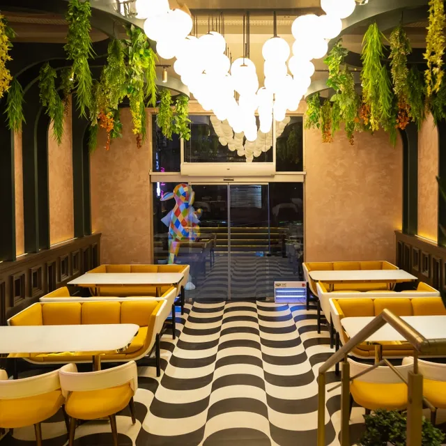 Grub & Games - Best Restaurant | Bakery | Playzone in Jammu