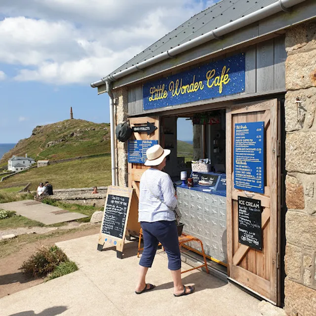 Little Wonder Cafe