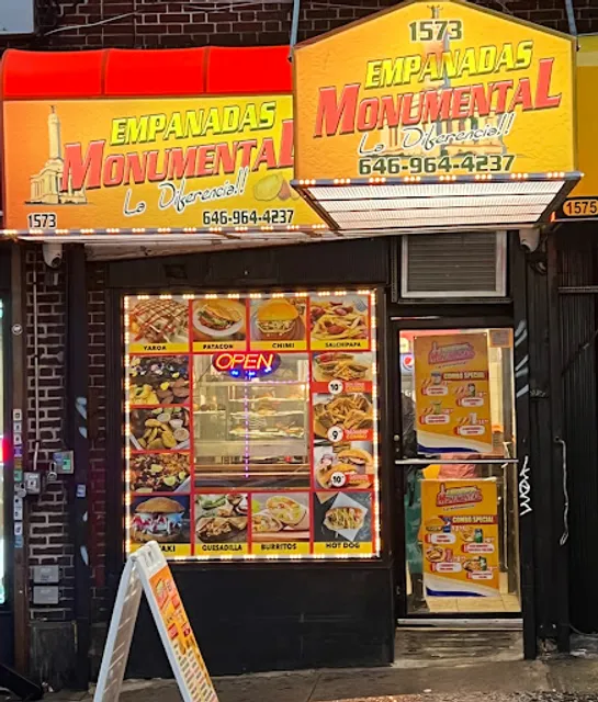 Empanadas Monumental