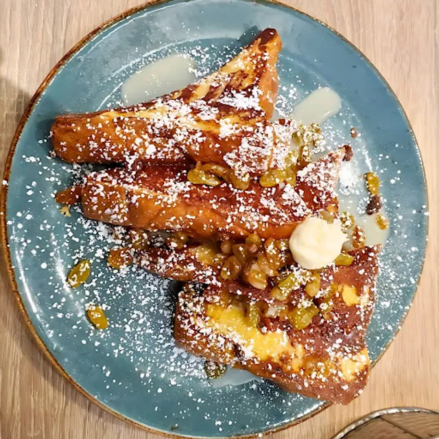 Honey Berry Pancakes and Cafe