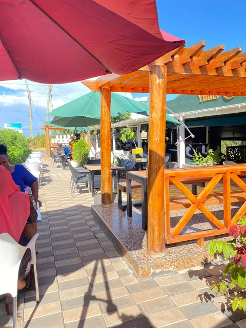 Yums Cafe, Ntinda