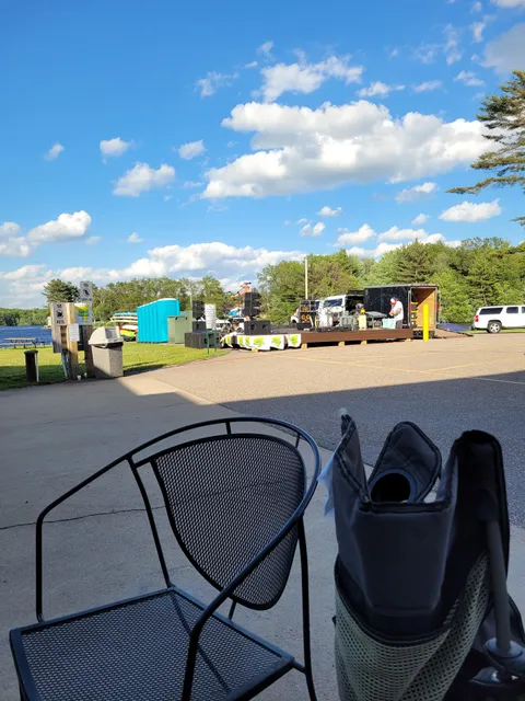 Tiki Beach Bar & Grill