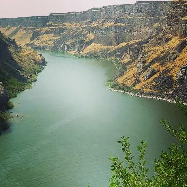 Snake River Canyons Park