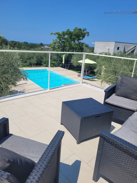 Apartments Livio Mali May