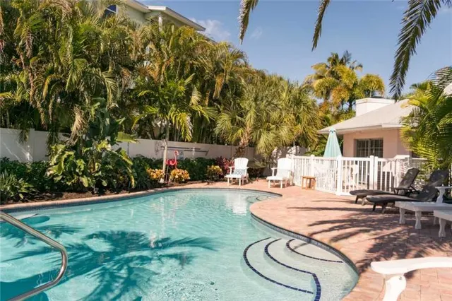 Island Vacation Properties