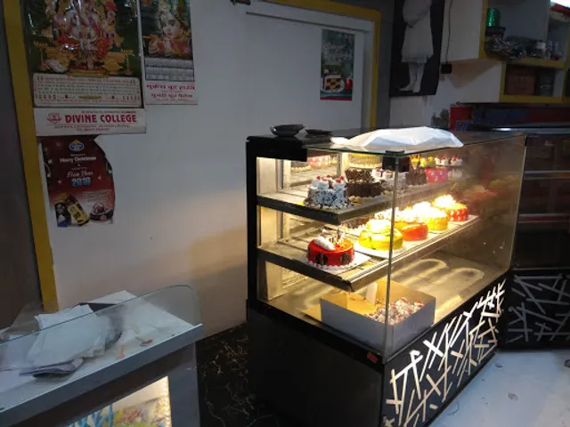 Pappu Bhaiya Bakery Wale