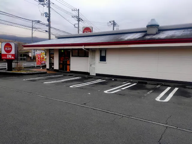 ガスト 開成町店