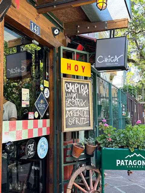 Chica Parrilla y Bar