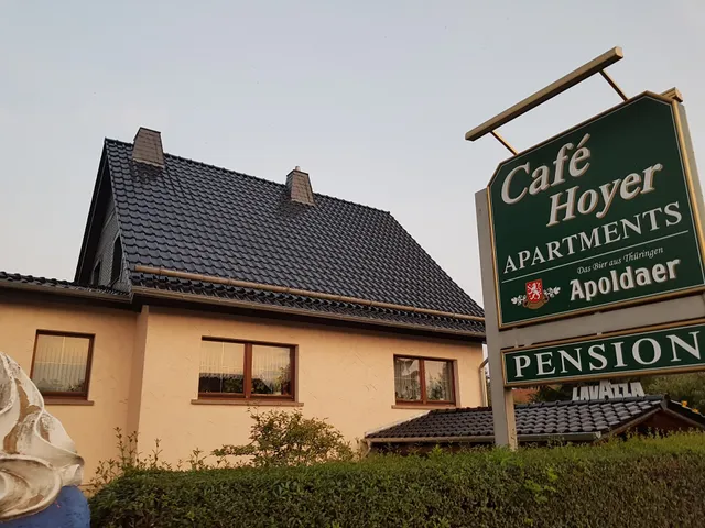 Café Hoyer Pension & Apartments