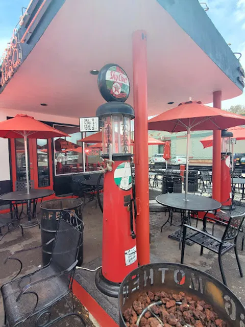 Cruiser's Route 66 Cafe