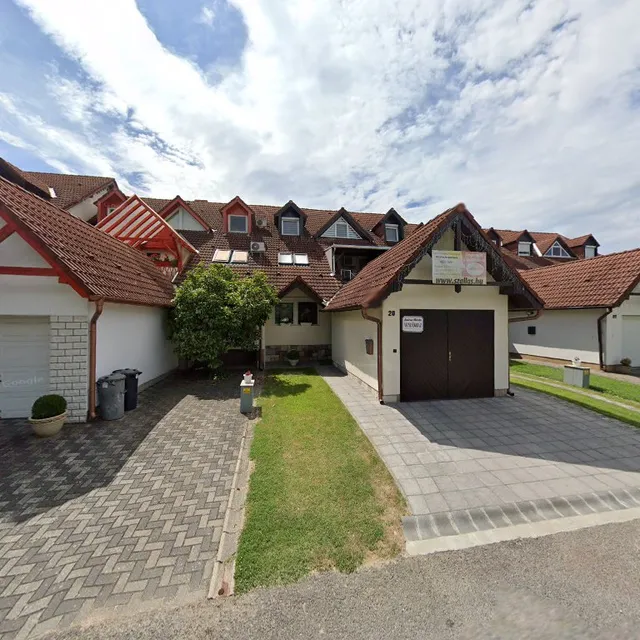 Apartment Emma and Suzi - Harkány