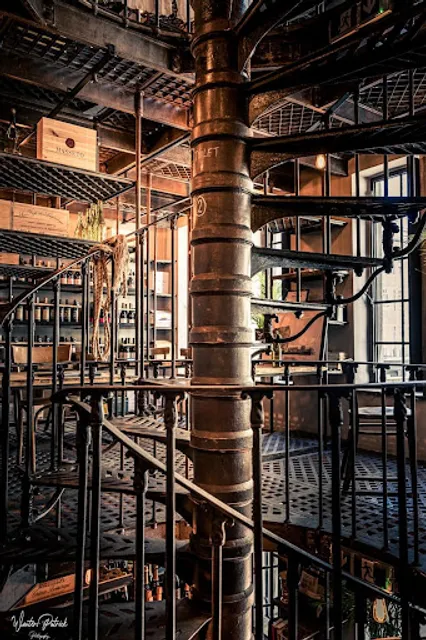 Het Archief – 🍷Wijnbar & Wijnwinkel Antwerpen Centrum🍷