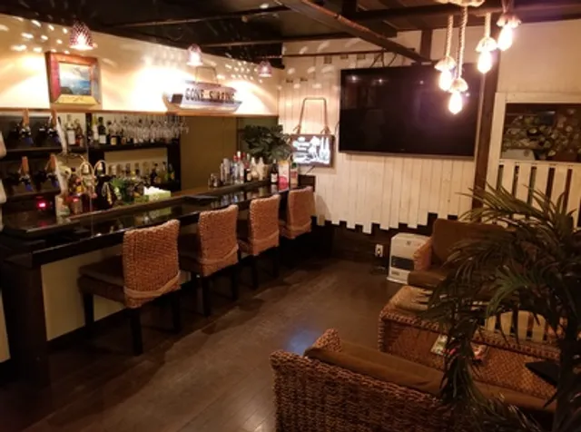 リゾート BAR アラック