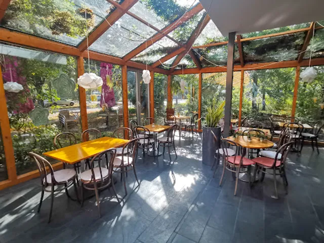 Anna Blume Floristik und Cafe