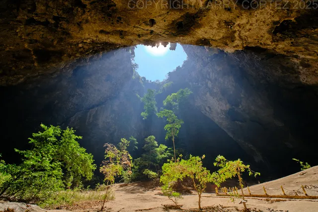 Phraya Nakhon Cave