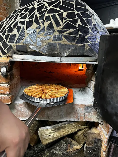 DOLCE CAPRI RESTAURANTE Y CAFETERÍA