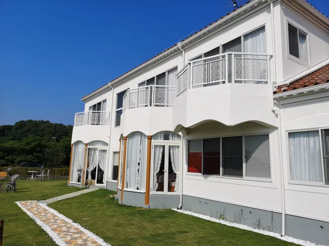 わんずビレッジモンモラーテ