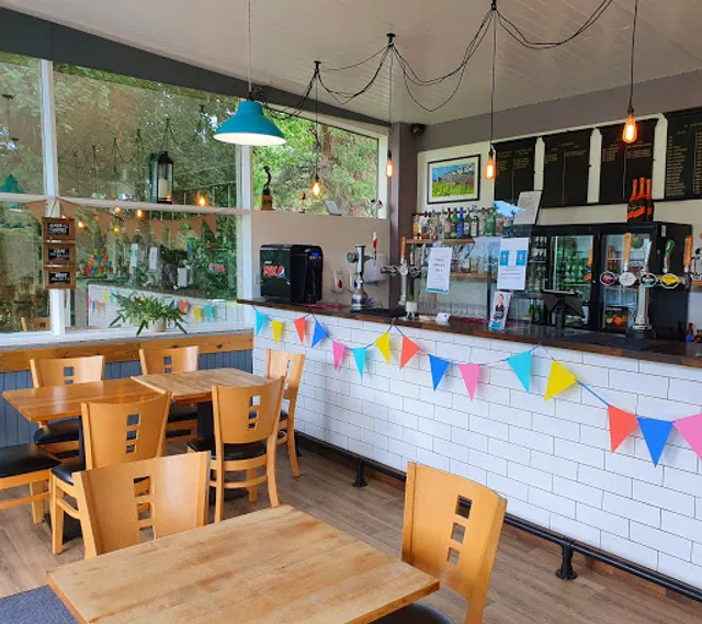 Woodpecker Café Bar Queen's Park