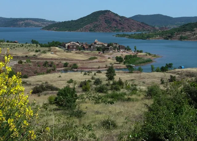 Tour du Salagou (Hérault)