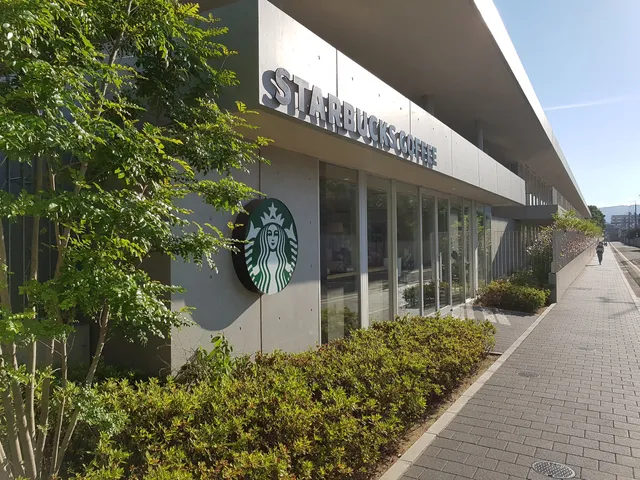 Starbucks Coffee - Ryukoku University